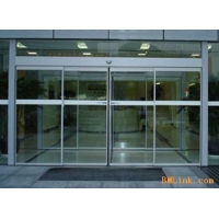 安裝玻璃門，專業安裝玻璃門門禁，更換玻璃門地彈簧
