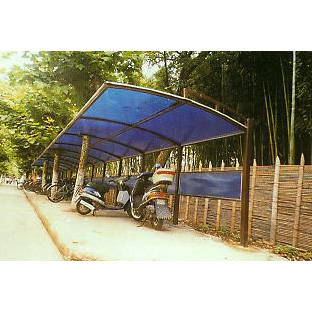 南京联润铁艺装饰工程公司-钢结构阳光板车棚