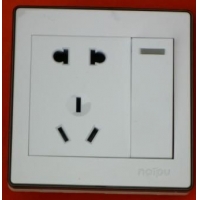 زƼ;